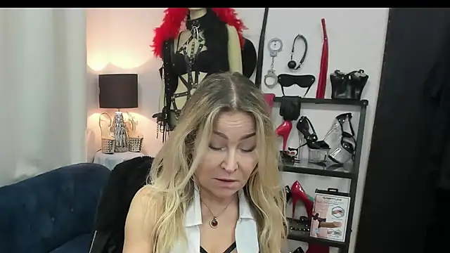 crystaLUX online show from 17, 3, 2026