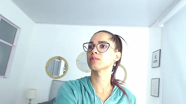 PINK  LOLA1 online show from 30, 1, 2025