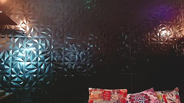 PINK  LOLA1 online show from 17, 4, 2026