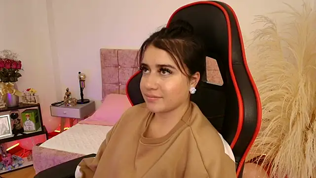 Snapshot of KallyMyller1 chatting on 2, 12, 2024 KallyMyller1 online show from 2, 12, 2024