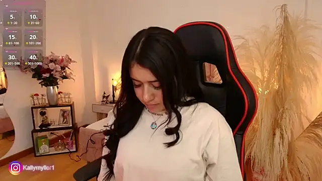 Snapshot of KallyMyller1 chatting on 21, 2, 2025 KallyMyller1 online show from 21, 2, 2025