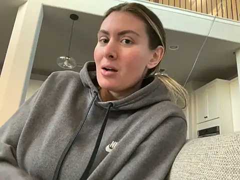 Snapshot of Alyssa_rhoades chatting on 19, 1, 2025 Alyssa rhoades online show from 19, 1, 2025