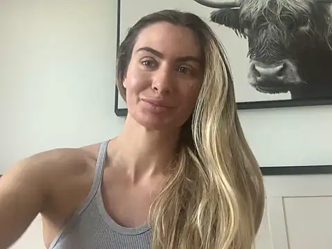 Snapshot of Alyssa_rhoades chatting on 31, 5, 2026 Alyssa rhoades online show from 31, 5, 2026