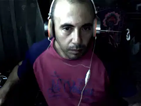 Snapshot of big_heart chatting on 4, 8, 2026 big heart online show from 4, 8, 2026