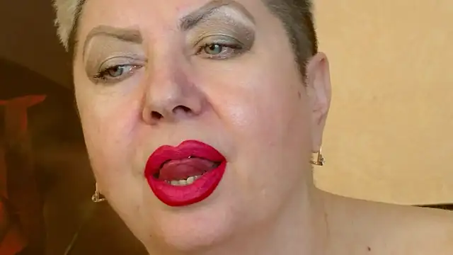 LadyPosh online show from 25, 1, 2025