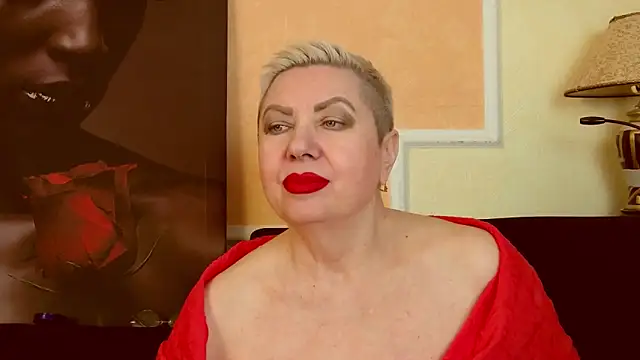 Snapshot of LadyPosh chatting on 5, 5, 2026 LadyPosh online show from 5, 5, 2026