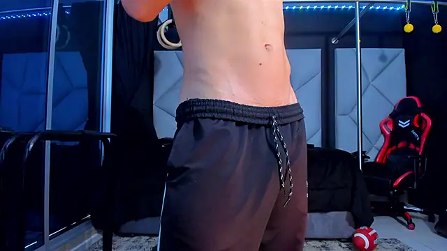 Aydenmiller96 online show from 6, 11, 2025