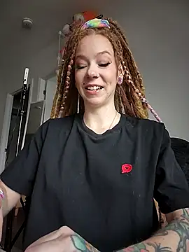 LucidLucy online show from 23, 2, 2026