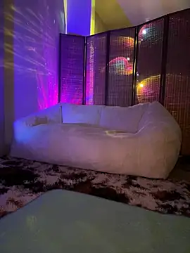 thebrattygoddess online show from 19, 1, 2025