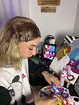 Snapshot of Littlebunny21 chatting on 6, 12, 2024 Littlebunny21 online show from 6, 12, 2024