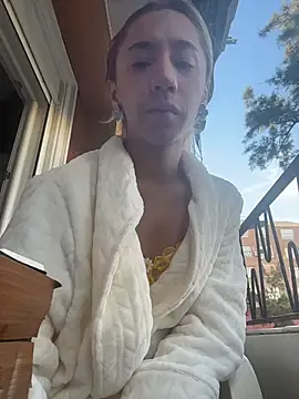 Snapshot of Littlebunny21 chatting on 7, 11, 2025 Littlebunny21 online show from 7, 11, 2025