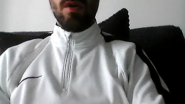 Snapshot of juju156111 chatting on 12, 4, 2026 juju156111 online show from 12, 4, 2026