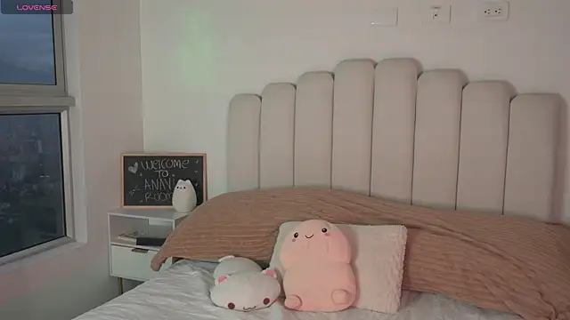 Anavi  online show from 18, 9, 2025