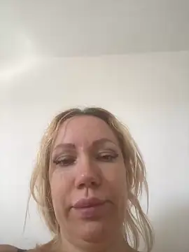 Snapshot of SofiaJoy chatting on 24, 4, 2026 SofiaJoy online show from 24, 4, 2026