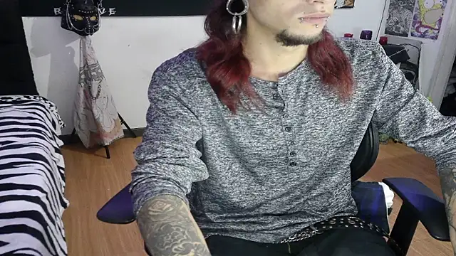 Snapshot of davidroses420 chatting on 6, 1, 2025 davidroses420 online show from 6, 1, 2025