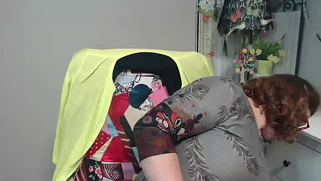 Adelewildx online show from 27, 10, 2025