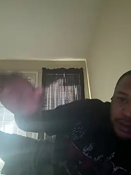 Snapshot of Oakcliffjacker chatting on 2, 2, 2026 Oakcliffjacker online show from 2, 2, 2026