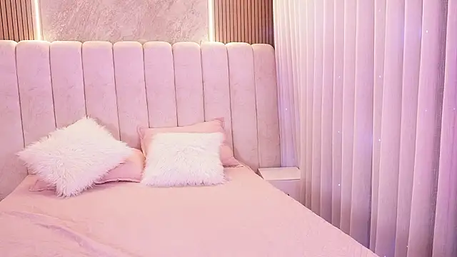 emyli sw  online show from 31, 3, 2026