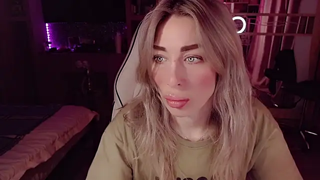 AnnieGOld  online show from 12, 3, 2026