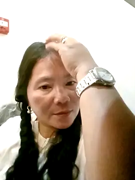 Snapshot of hotpusie_4u chatting on 2, 5, 2026 hotpusie 4u online show from 2, 5, 2026