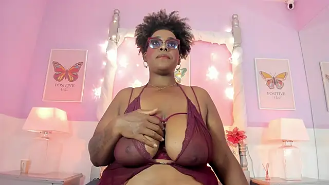 Snapshot of DakotaSexShow chatting on 28, 2, 2025 DakotaSexShow online show from 28, 2, 2025