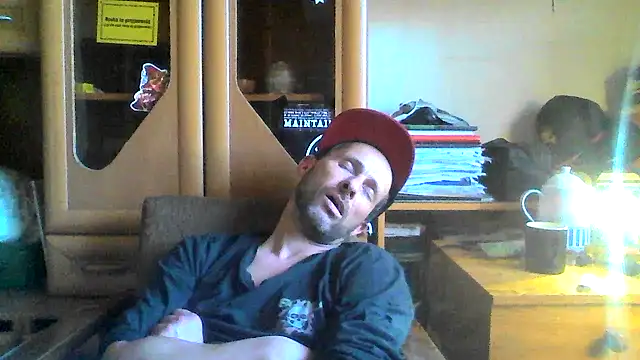 Snapshot of FireFox_Feel chatting on 15, 3, 2025 FireFox Feel online show from 15, 3, 2025