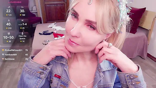 Snapshot of _unique_cam_ chatting on 14, 12, 2024  unique cam  online show from 14, 12, 2024