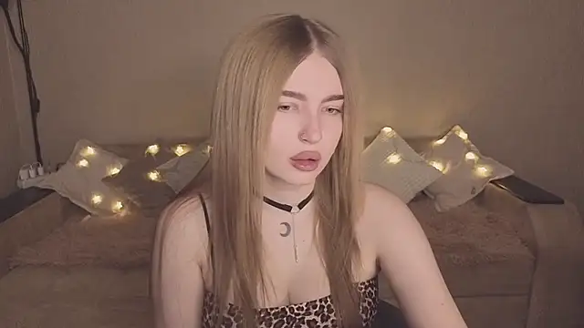 ViolettaLopez online show from 29, 11, 2025