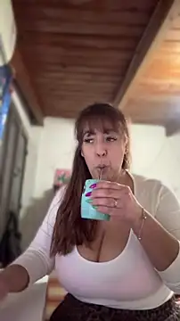 Snapshot of sofy_alone chatting on 8, 7, 2026 sofy alone online show from 8, 7, 2026