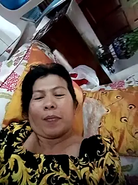 Snapshot of TropicalFlower chatting on 11, 2, 2026 TropicalFlower online show from 11, 2, 2026