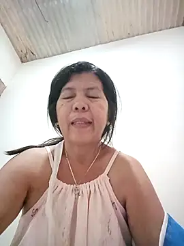 Snapshot of TropicalFlower chatting on 17, 4, 2026 TropicalFlower online show from 17, 4, 2026