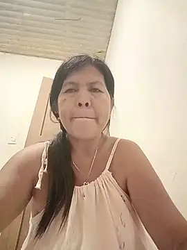 Snapshot of TropicalFlower chatting on 8, 5, 2026 TropicalFlower online show from 8, 5, 2026