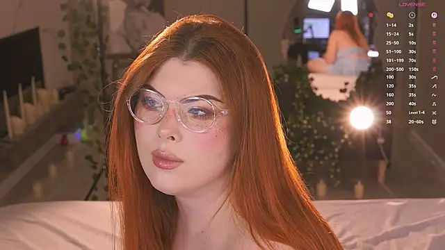 Ffoxyflame online show from 30, 3, 2026