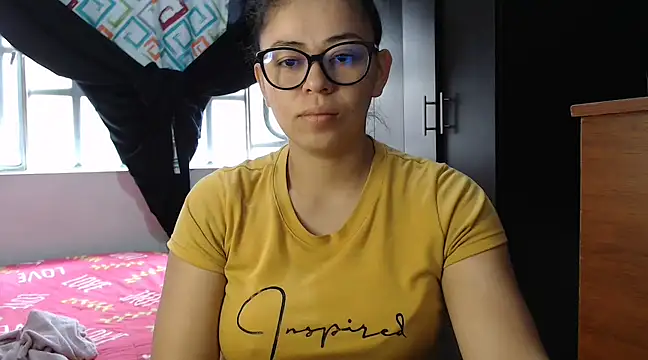 mayhott2 online show from 24, 1, 2025