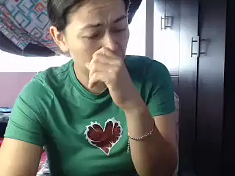 mayhott2 online show from 2, 2, 2025