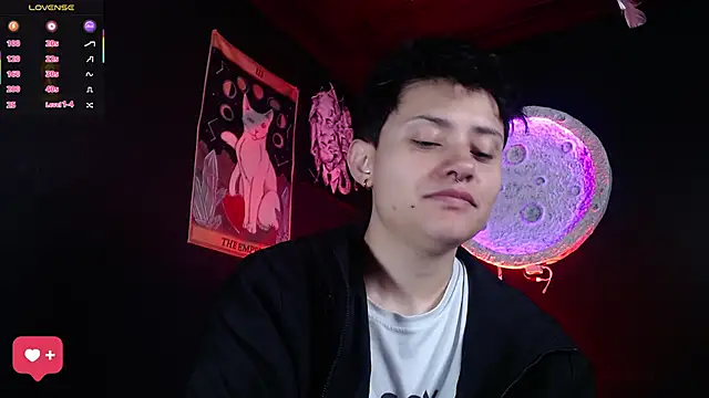 girl intense444 online show from 14, 4, 2026