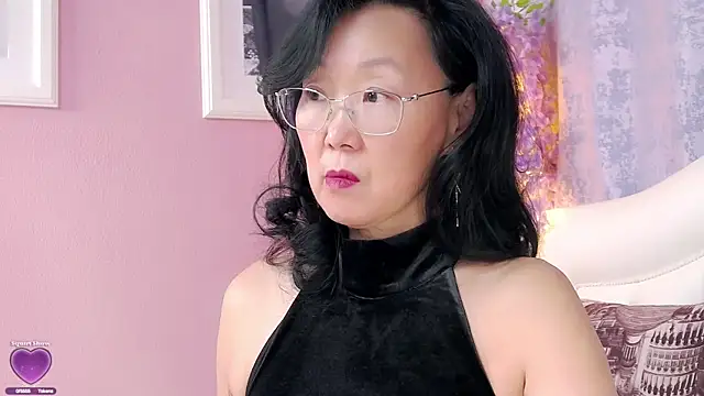 Snapshot of Asian_legs chatting on 6, 2, 2026 Asian legs online show from 6, 2, 2026