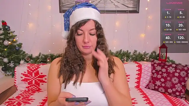 Snapshot of CrazyBeach chatting on 31, 12, 2024 CrazyBeach online show from 31, 12, 2024