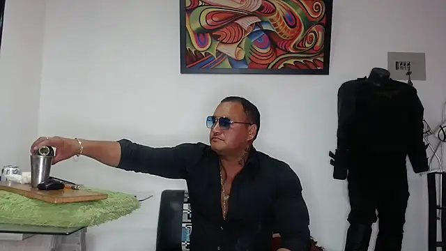 Snapshot of hardrock982 chatting on 8, 5, 2026 hardrock982 online show from 8, 5, 2026