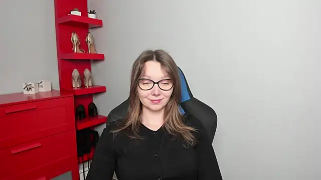 Cookie zoe online show from 3, 12, 2025