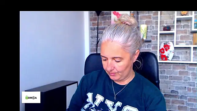 angel devil milf online show from 20, 10, 2025