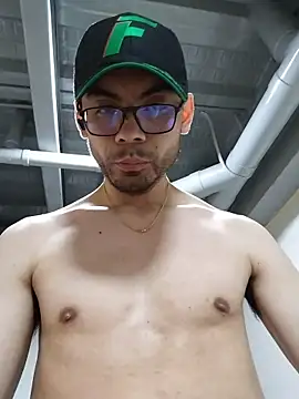 Snapshot of SebasOrte94 chatting on 2, 3, 2026 SebasOrte94 online show from 2, 3, 2026