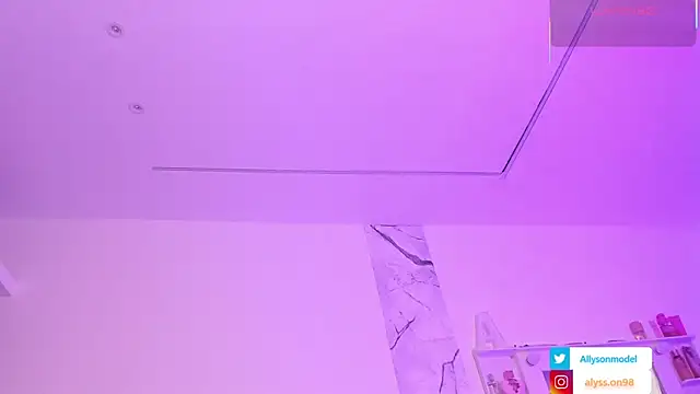 Snapshot of alysson_18 chatting on 6, 6, 2026 alysson 18 online show from 6, 6, 2026