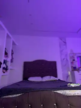 Snapshot of alysson_18 chatting on 7, 7, 2026 alysson 18 online show from 7, 7, 2026