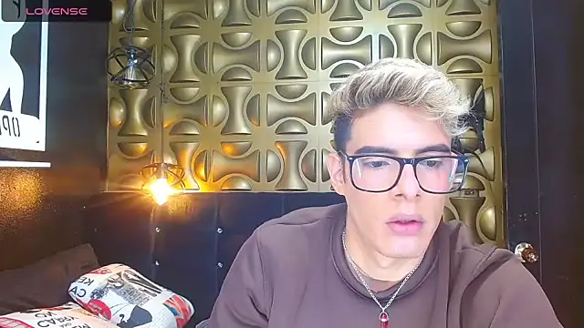 angel sexyevil online show from 1, 2, 2025