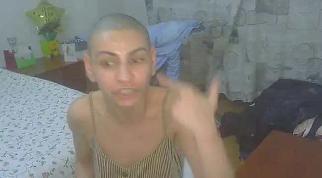 Snapshot of hotSANDRA_STARR chatting on 5, 3, 2025 hotSANDRA STARR online show from 5, 3, 2025