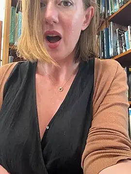 TopsyWilde online show from 8, 1, 2025