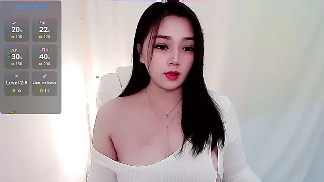 Snapshot of small_Eva chatting on 3, 12, 2024 small Eva online show from 3, 12, 2024