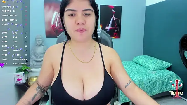 pearl weet online show from 12, 3, 2025