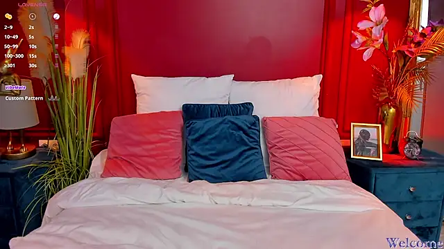 MiaMuse online show from 24, 2, 2025